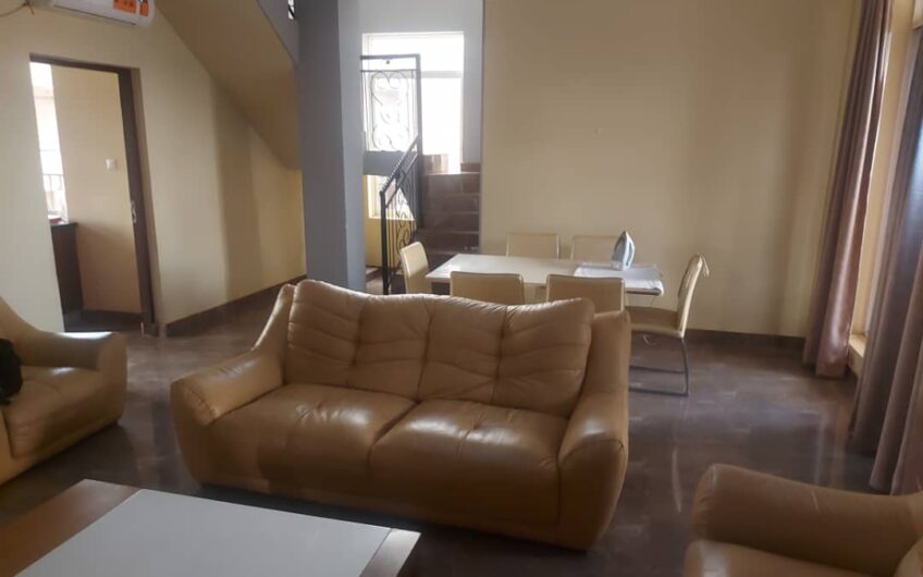 Appartements a vendre dans la ville de Lubumbashi au golf Plateau non loin de Mwapusukeni