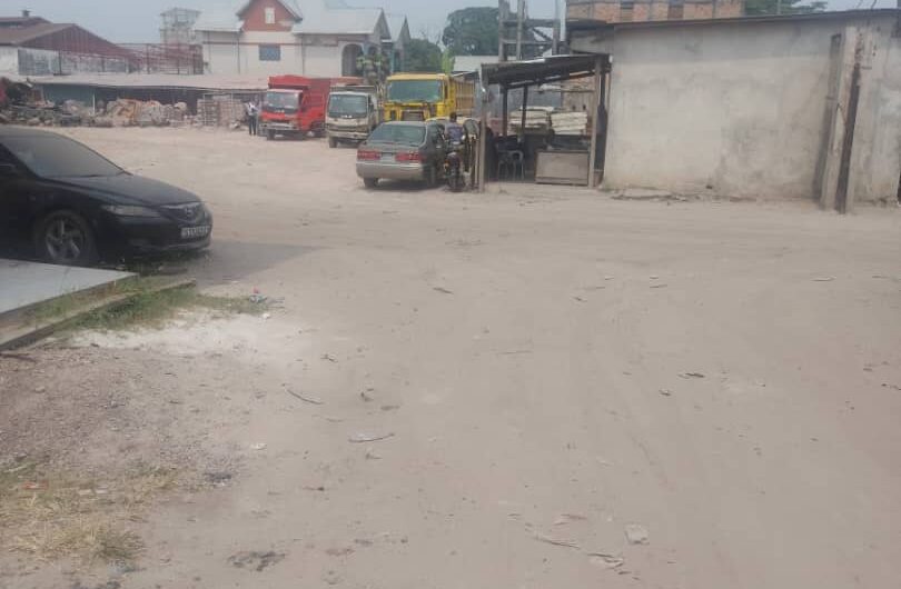 Concession de 3 hectares à vendre dans la ville de Kinshasa limeté Industrille