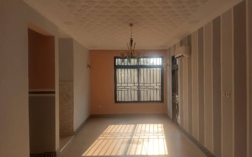 maison à louer  à Lubumbashi quartier Kalubwe biayi