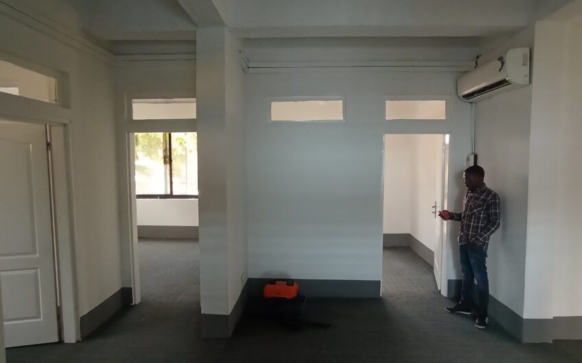 Bureau à louer dans la ville de Lubumbashi Quartier Lido Golf