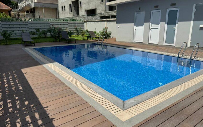 Maison a vendre ville de Kinshasa non loin de rotana hotel avec piscine