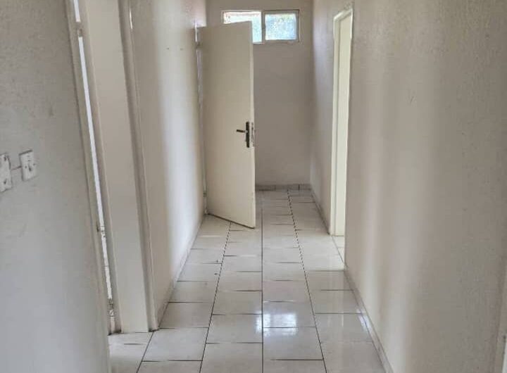 Maison à louer avec Piscine  dans la ville de lubumbashi/ Tout pour la RDC