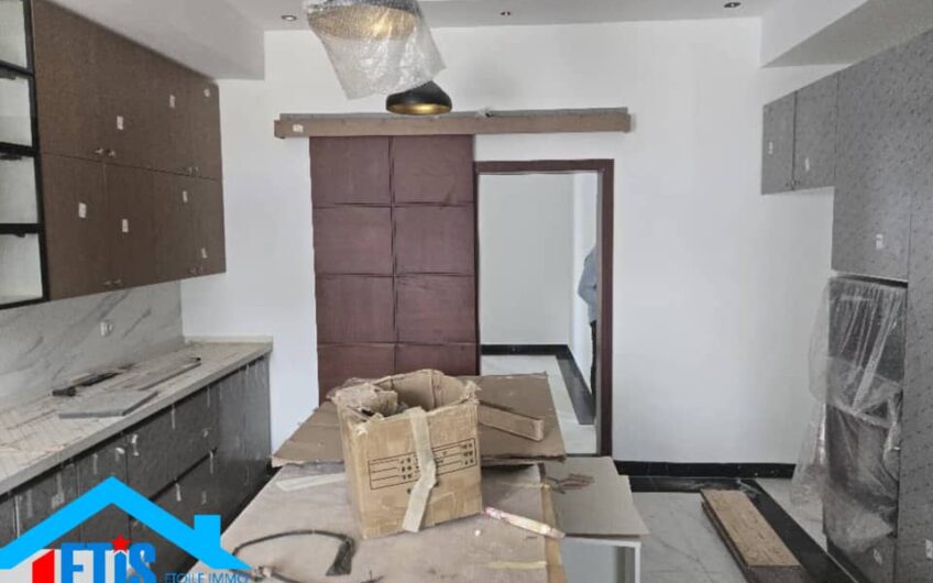 Maison à vendre à lubumbashi au quartier Golf Lido