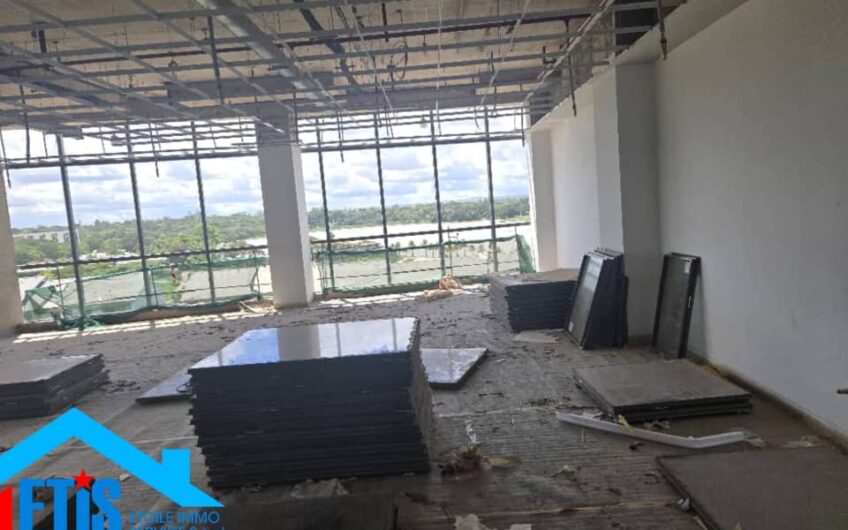 Espace Bureau à louer dans la ville de Lubumbashi .