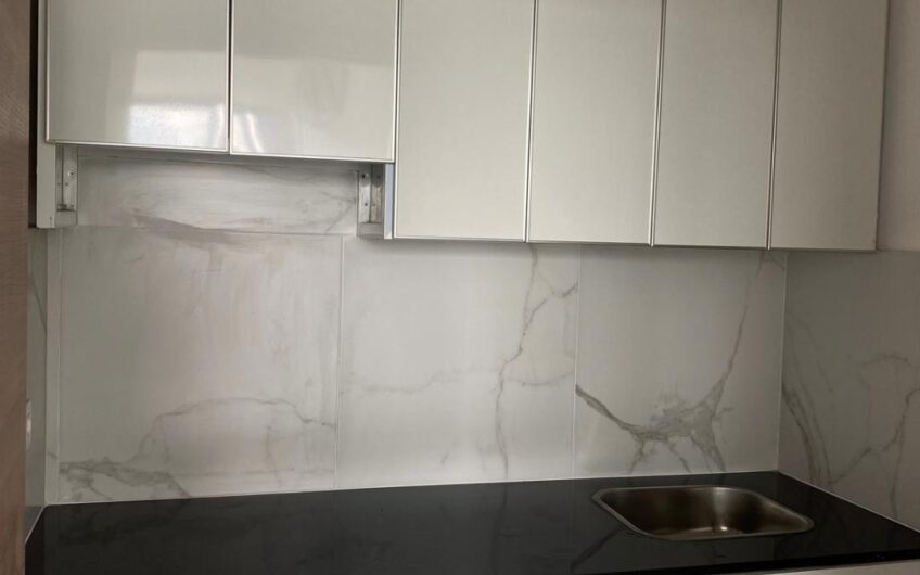 Bureau a louer a  Lubumbashi quartier Bauduin sur la route principale