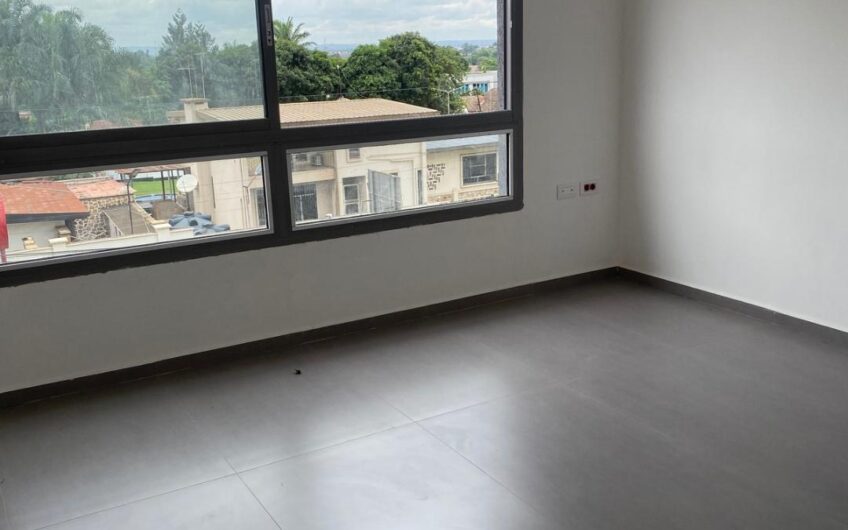 Bureau a louer a  Lubumbashi quartier Bauduin sur la route principale